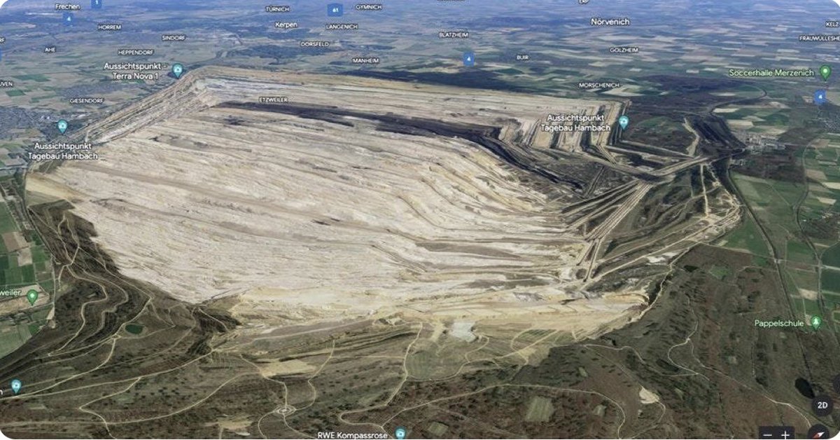 Ceterum censeo Unionem Europaeam esse delendam tweet media