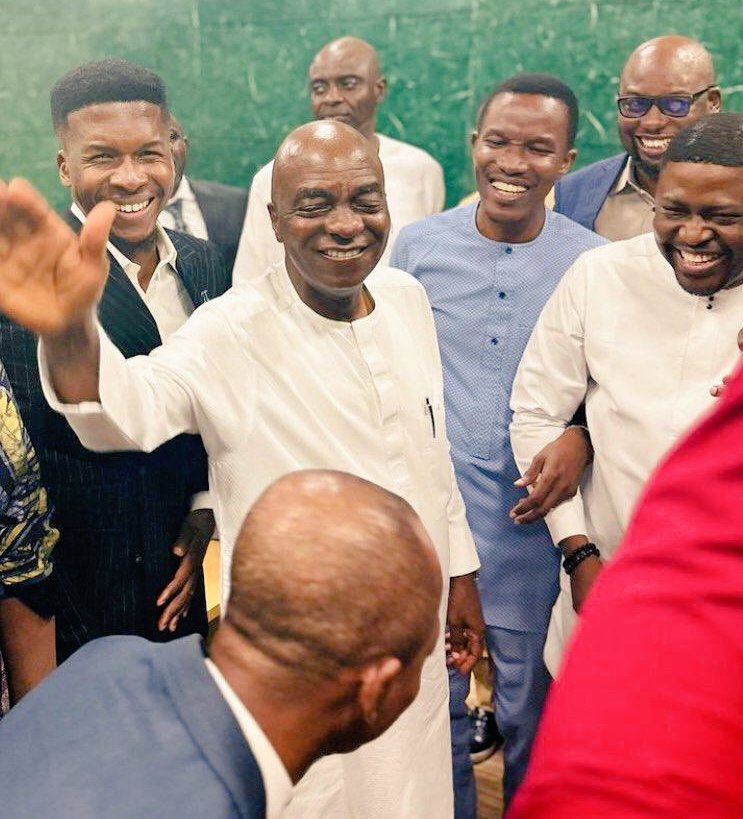 AGTCM☄️🦅 tweet media