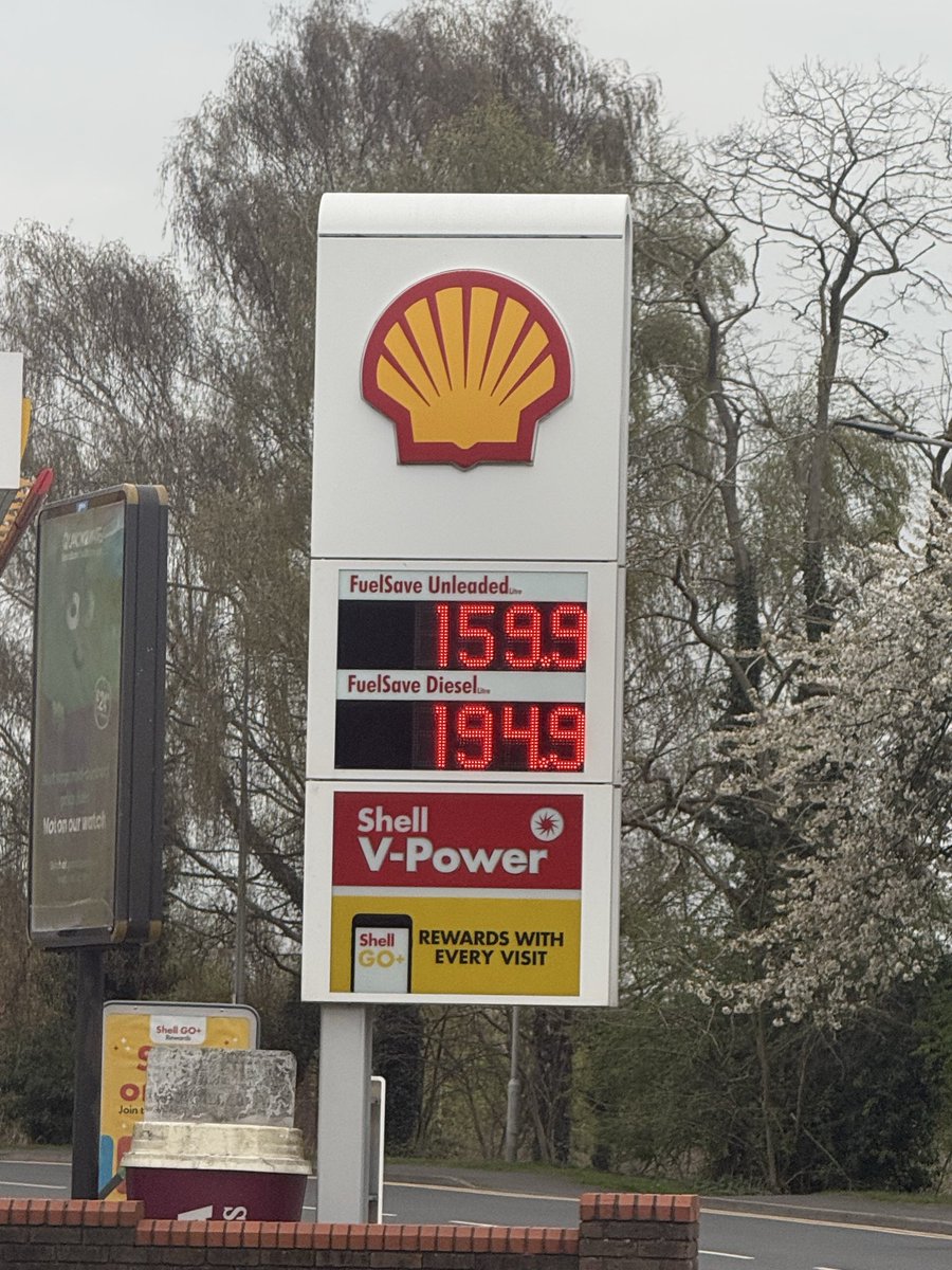 G or G ⚖️ tweet media