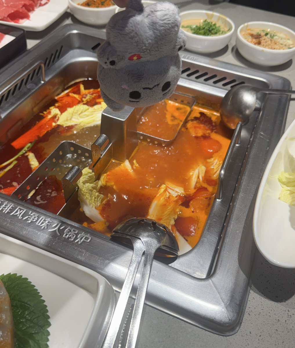 씰롱이 tweet media