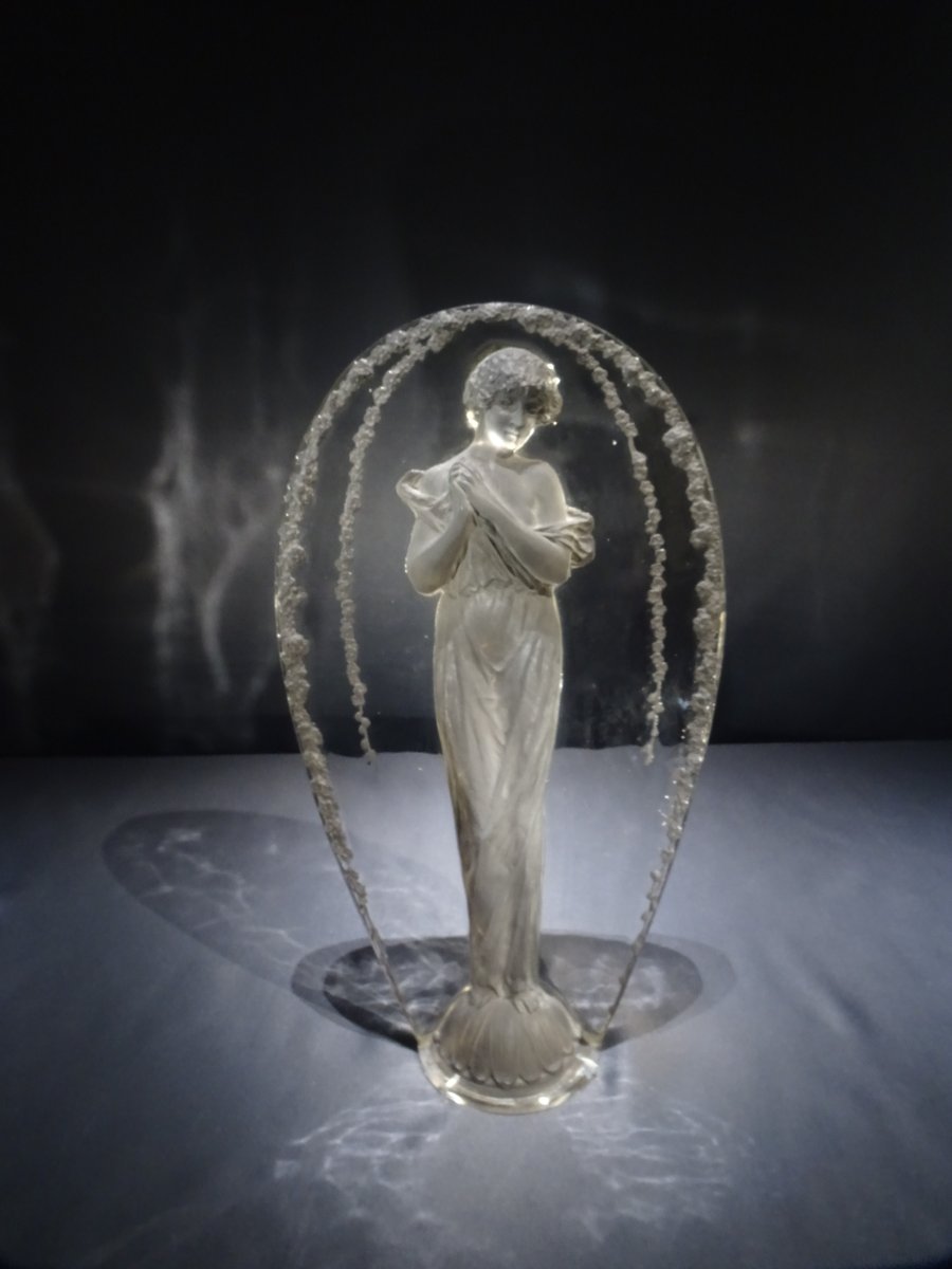 ころけろ tweet media