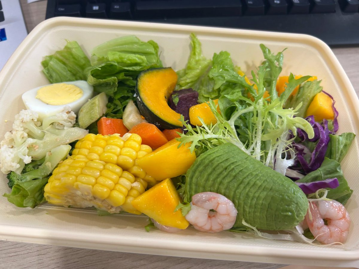 velsdy's tweet photo. 🥗 好好吃饭，好好搞钱，才是成年人最顶级的自律 https://t.co/shquruxApE