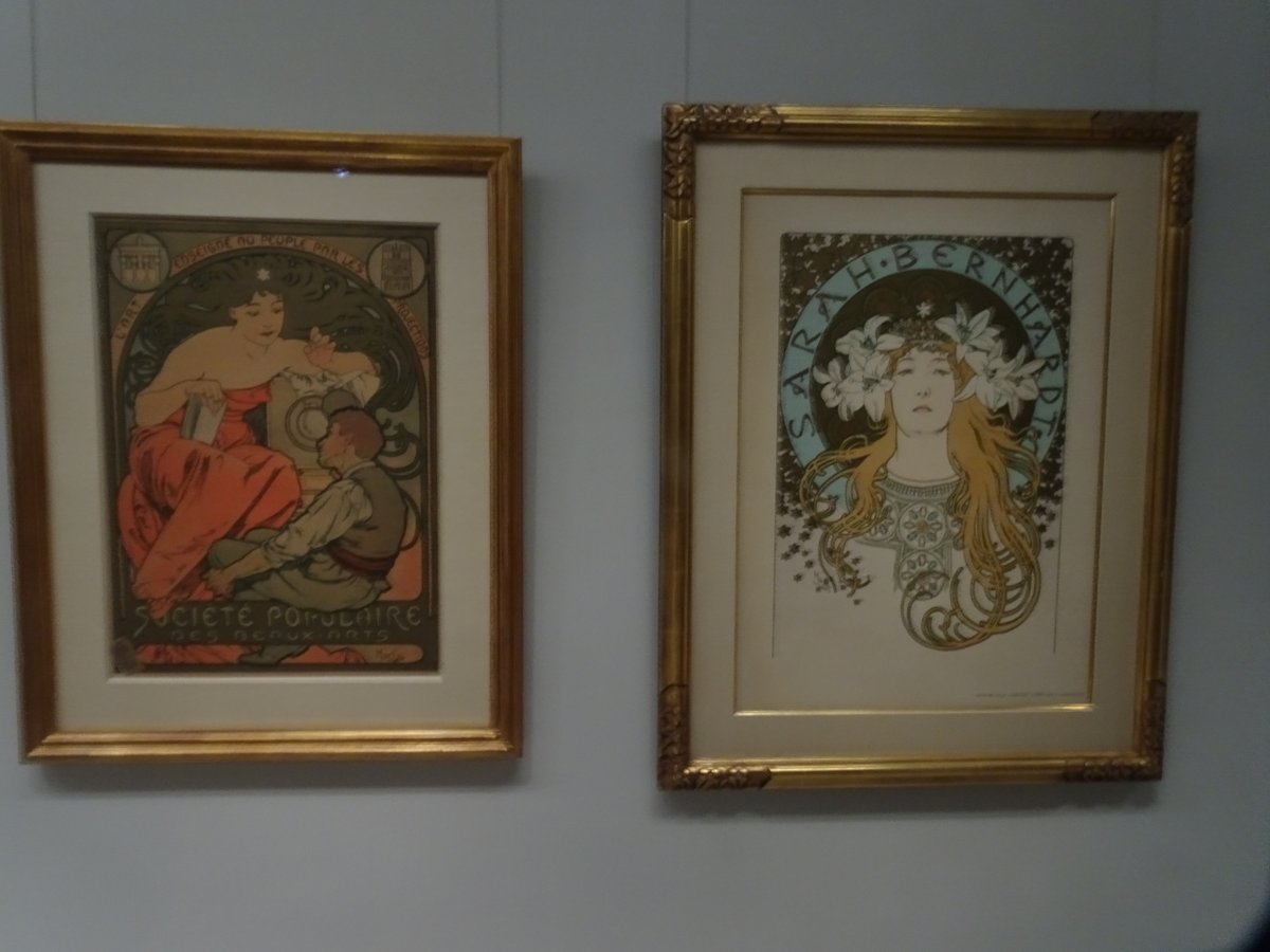 ころけろ tweet media