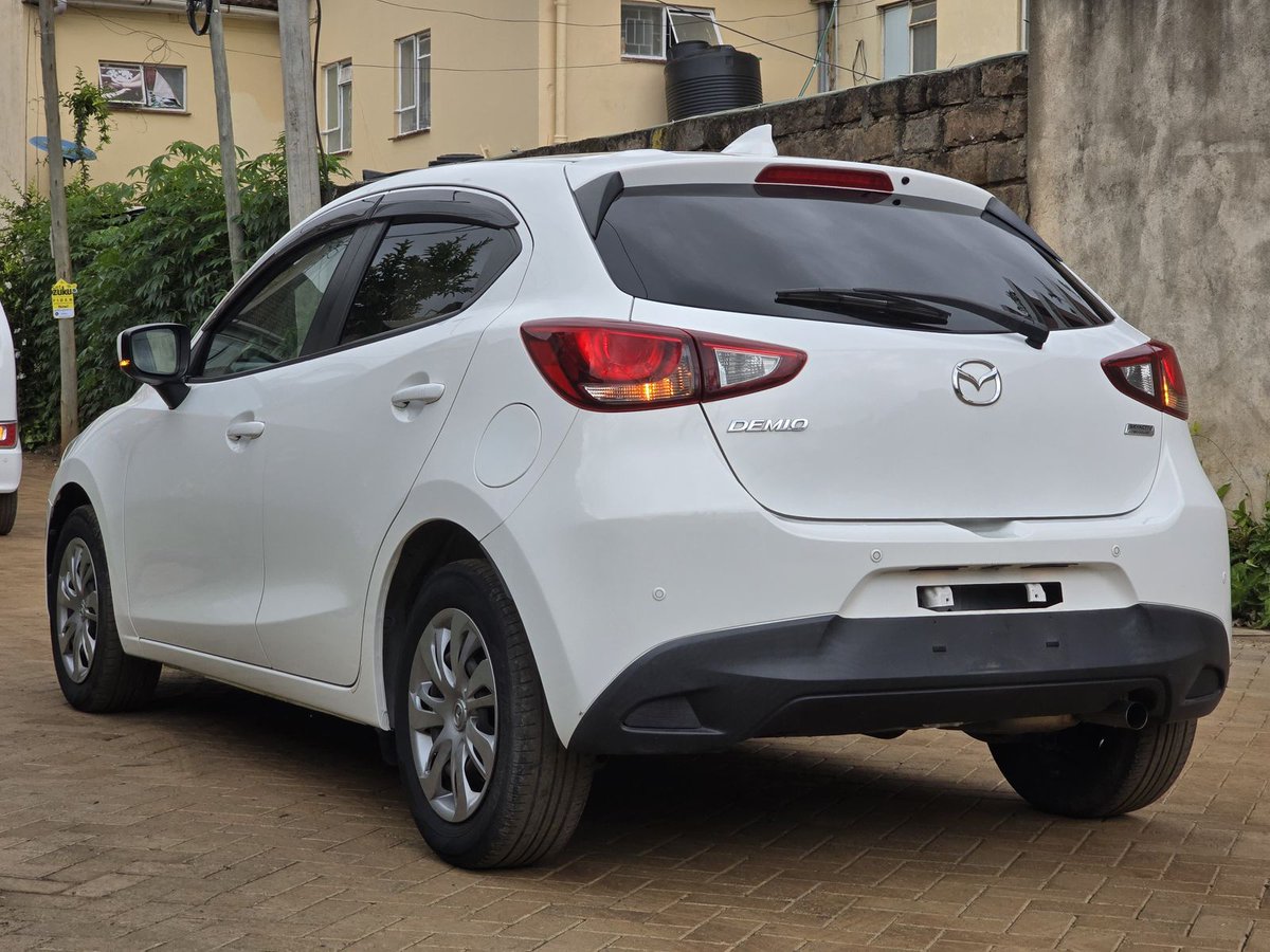 Unique Cars tweet media