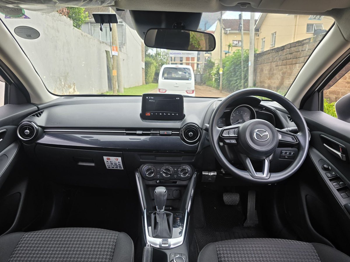 Unique Cars tweet media