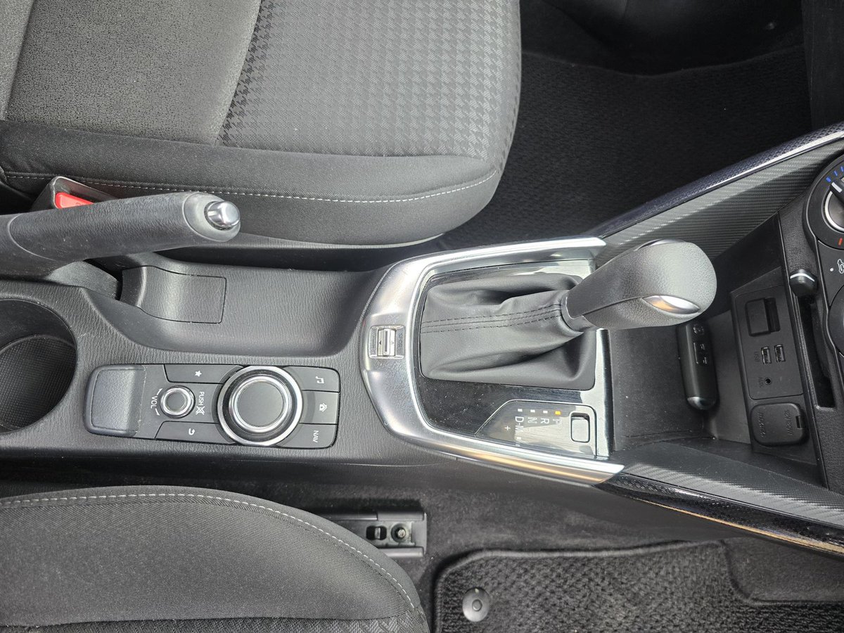 Unique Cars tweet media