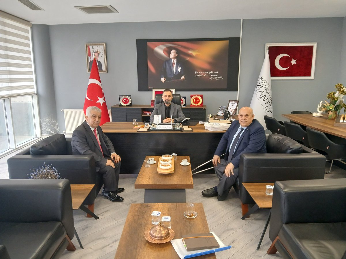 HanifiOzdemir27's tweet photo. “Türkiye Sakatlar Derneği Gaziantep Şubesi olarak, GBB Spor Daire Başkanı Sn. Prof. Dr. Mustafa Özdal’ı ziyaret ettik. Gazi şehrimizdeki spor faaliyetleri, derneğimizin çalışmaları ve Engelsiz Spor Kulübümüz üzerine verimli bir görüşme gerçekleştirdik. ♿🤲” 
@mustafaozdaldr https://t.co/GeFMbd1lia