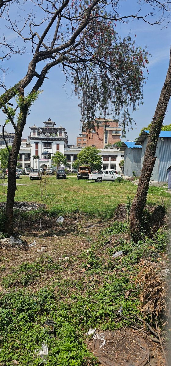 At the heart of Kathmandu, inside a tightly controlled Election Commission premises with limited public access, plastic waste and burnt remains still lie around. Fresh off running the nation’s elections, yet somehow unable to run a bin. Also, parking space ? <a href="/ECNOfficial/">Election Commission Nepal</a> Why?