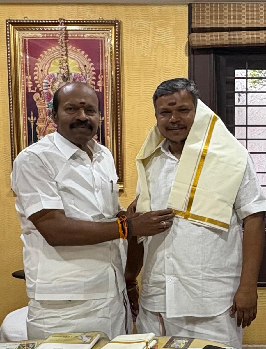 SubashKumarBJP's tweet photo. தேசிய ஜனநாயக கூட்டணியின் தாம்பரம் தொகுதியில் ADMK வேட்பாளர் சிட்லபாக்கம் C ராஜேந்திரன் அவர்களை மரியாதை நிமித்தமாக  சந்தித்தபோது @manojaruchamy @annamalai_k @BJP4TamilNadu https://t.co/saLTAnMkcH