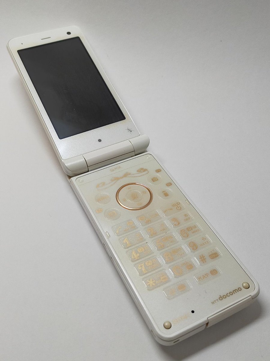 ⋆｡˚𝓚₊˚⊹𝜗❀𝜚 tweet media