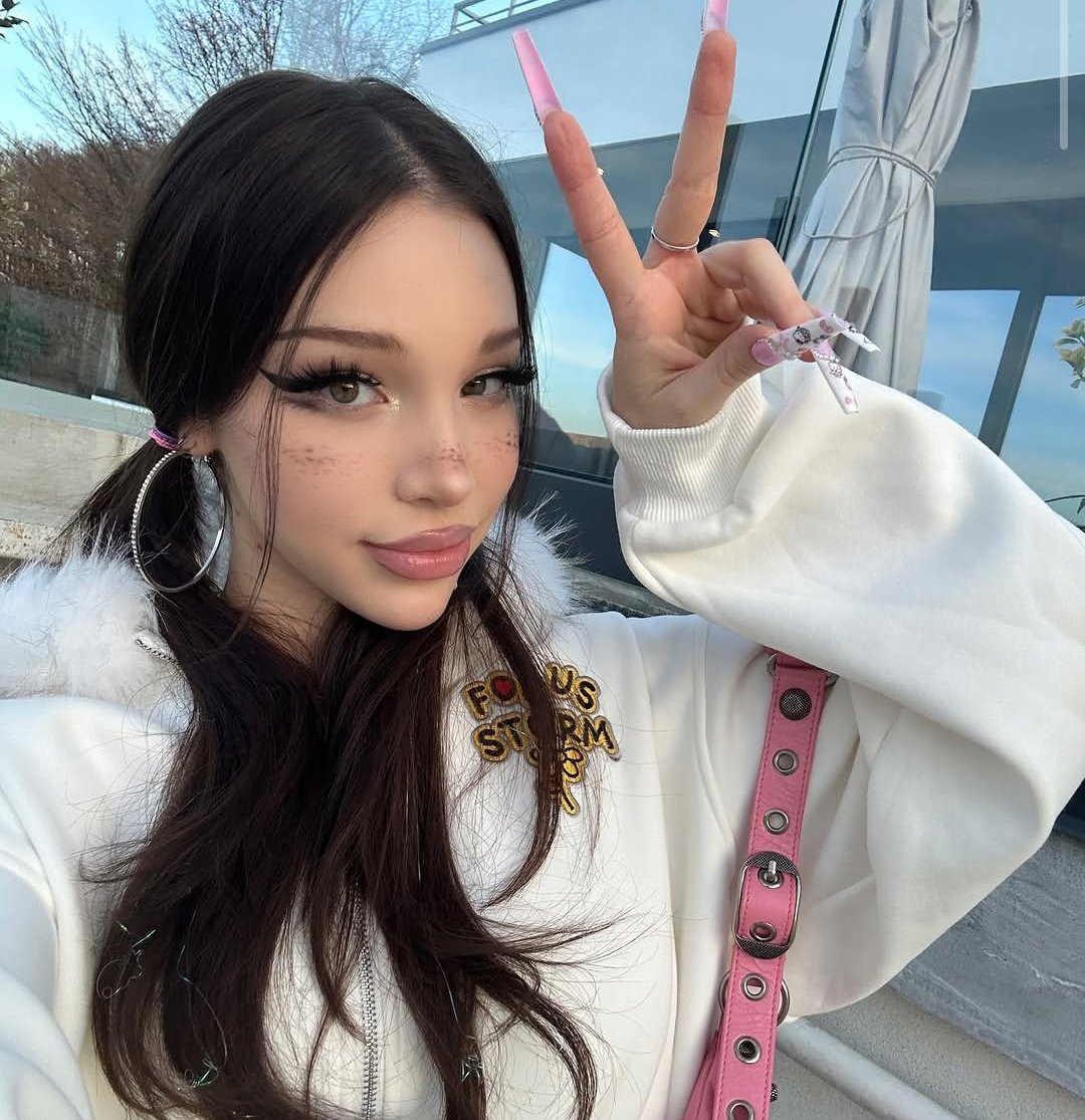 𝐀𝐋𝐈𝐂𝐄 𝐏𝐔𝐏𝐏𝐘 tweet media