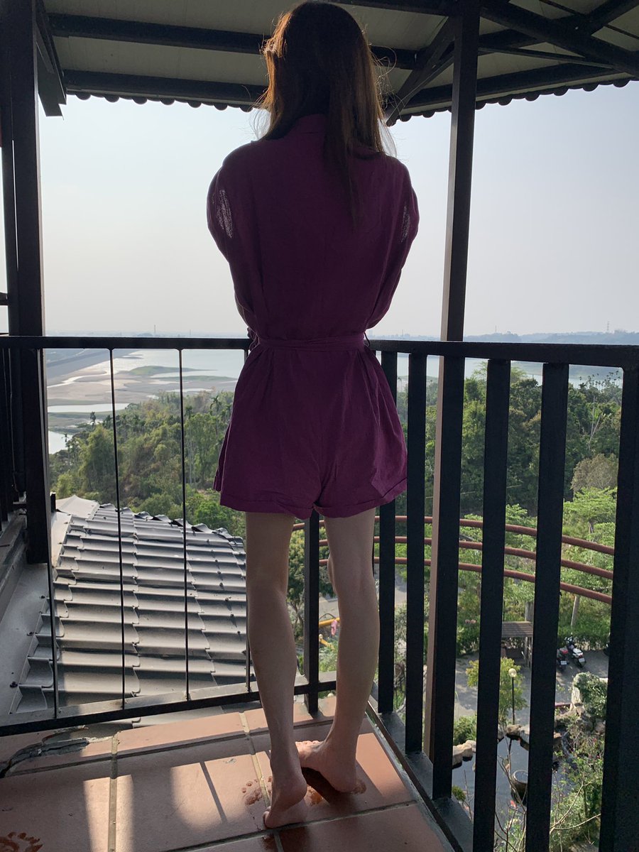 哪裡跌倒就…哪裡睡覺 tweet media