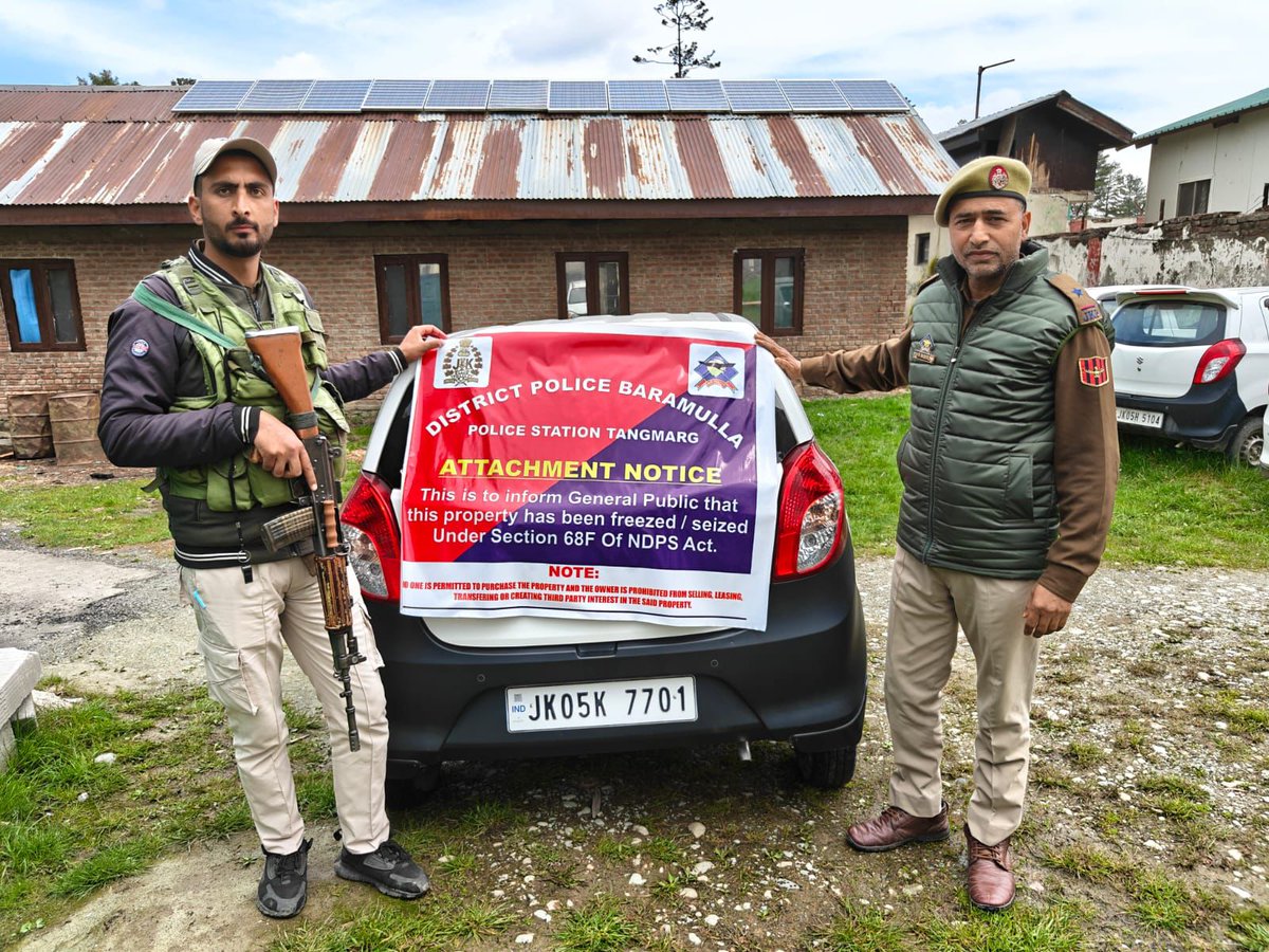 Baramulla Police (بارہمولہ پولیس) tweet media