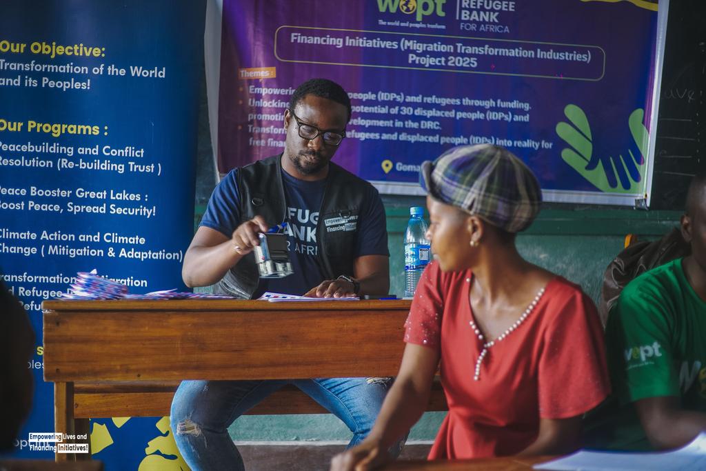 WOPT_'s tweet photo. Chance Bashomeka, 32 ans, Dans le cadre de notre projet « Financing Initiatives &amp; Empowering Lives », Ancienne déplacée du camp Rego, a bénéficiée d'un financement de WOPT/RBAf pour soutenir son activité entrepreneuriale.

#IDPsEmpowerment 
#BusinessSupported
#Transformation https://t.co/wgcll6jxUM