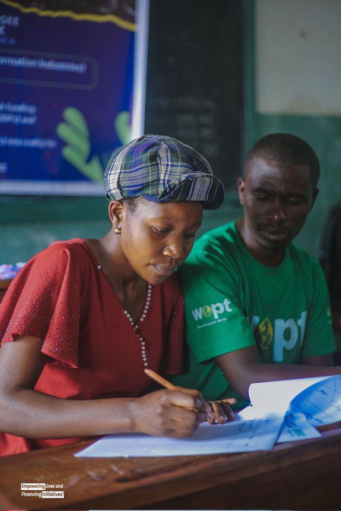 WOPT_'s tweet photo. Chance Bashomeka, 32 ans, Dans le cadre de notre projet « Financing Initiatives &amp; Empowering Lives », Ancienne déplacée du camp Rego, a bénéficiée d'un financement de WOPT/RBAf pour soutenir son activité entrepreneuriale.

#IDPsEmpowerment 
#BusinessSupported
#Transformation https://t.co/wgcll6jxUM