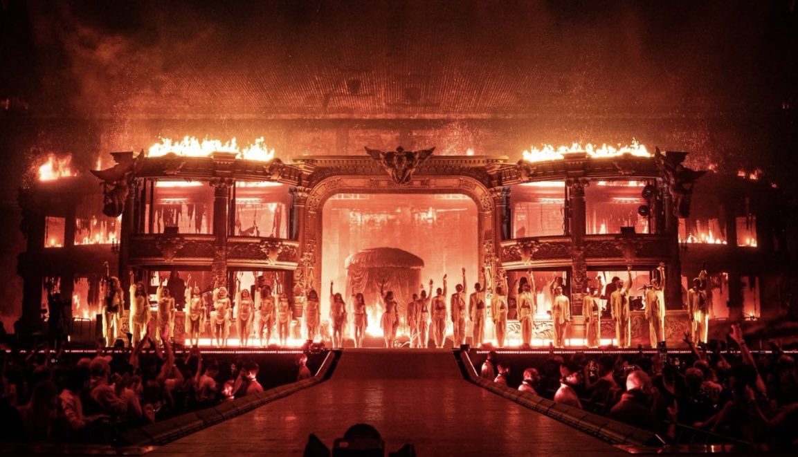 FⱯKE PRESIDENT tweet media