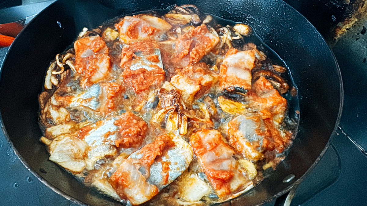 エマツコ tweet media