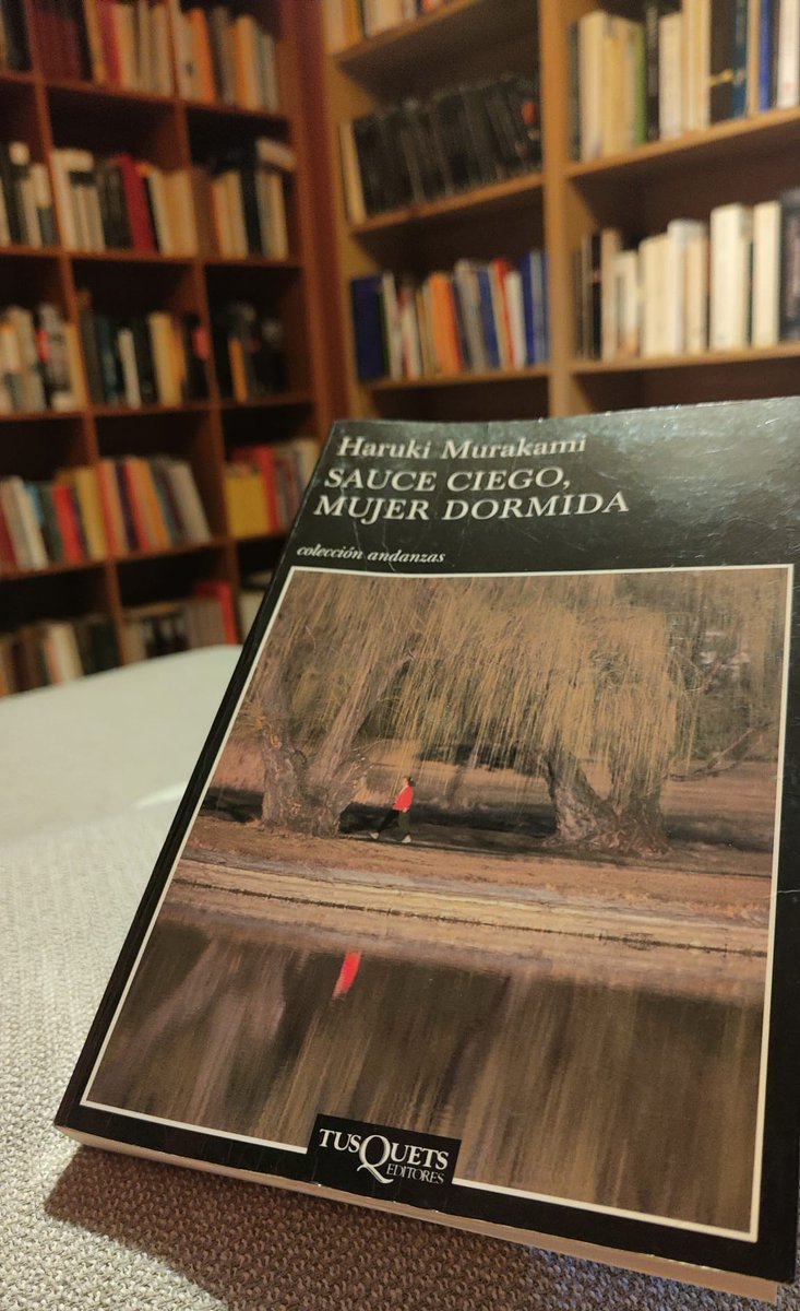 ¿Sabías que la edición de "Sauce ciego, mujer dormida" mezcla relatos de 20 años de carrera de Murakami? 
He preparado una guía completa: relatos, curiosidades y su salto al cine y la novela gráfica. 🎞️🎨

Léelo aquí: shre.ink/Sauce

#Murakami #CosasDeBara #Libros