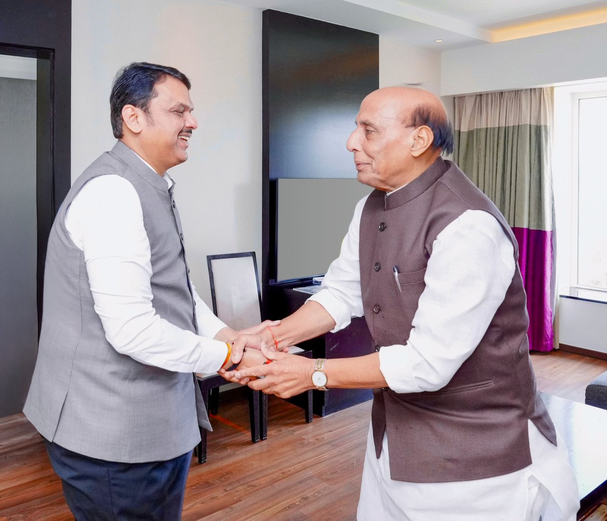 Devendra Fadnavis tweet media