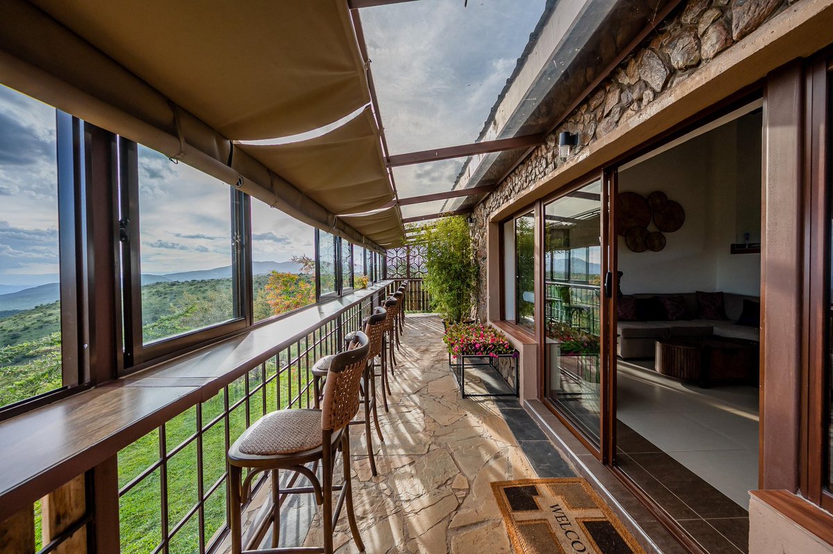 Perfect Strangers Safaris tweet media