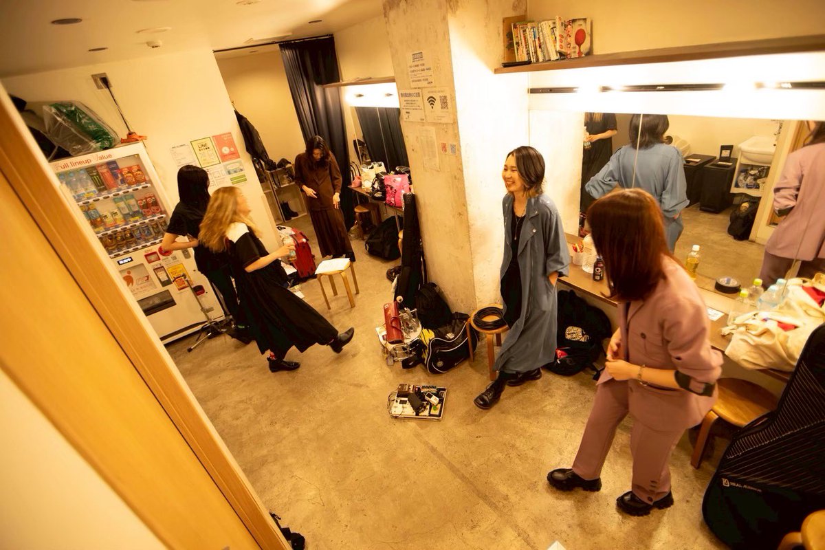 MITCHY@theSTEPHANIES tweet media