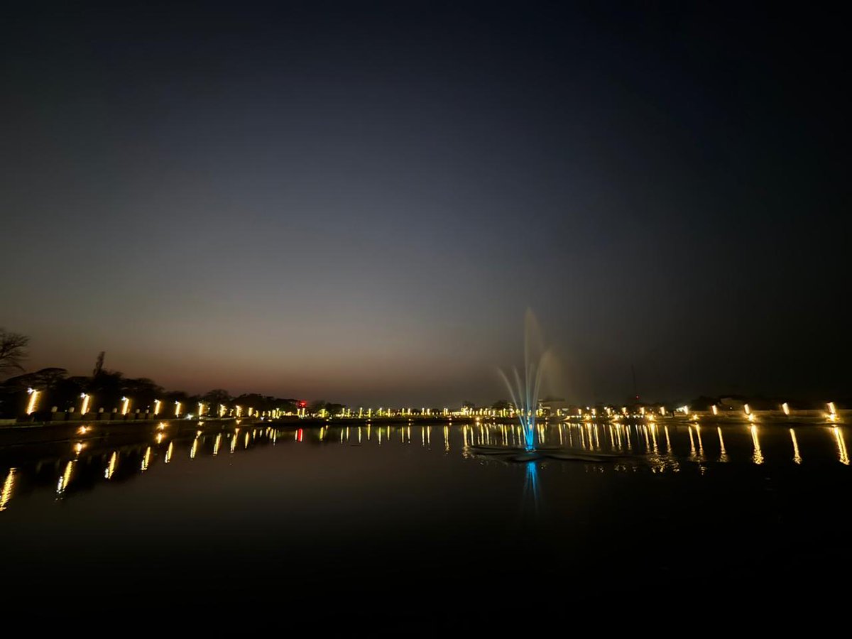 UDHDBIHAR's tweet photo. 🌊✨ मुजफ्फरपुर के गौरव को नया रूप दे रहा है – सिकंदरपुर लेकफ्रंट ✨🌊
सिकंदरपुर लेकफ्रंट के भव्य सौंदर्यीकरण के साथ मुजफ्फरपुर में शहरी सुंदरता और स्मार्ट जीवनशैली का एक नया अध्याय शुरू हो रहा है। 🚶♂️🌿 #MuzaffarpurSmartCity
#LakefrontDevelopment #BiharDevelopment https://t.co/GKG3nWW8N4