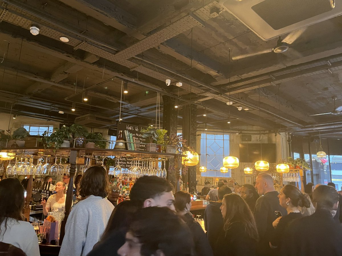 adrianpgibson's tweet image. It’s not very often a new pub opens in Brixton so we were very excited to attend the opening party last night of the brand new Ferndale last night by the Urban Pub Group. Much fun was had and we will be back 🍻

#ferndalepub #urbanpub #launchparty #departmentstore #brixton