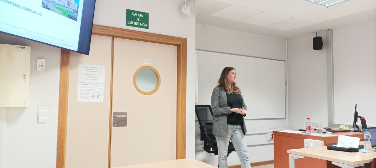 creaconstridiom's tweet photo. 🌐 We celebrate the academic collaboration of Prof. Dr. Inga Hennecke at the University of Valencia, a great opportunity organized by another member of CREA-CONSTRIDIOMS, Prof. Dr. Maricel Esteban Fonollosa (University of Valencia).     

👉 Learn more: https://t.co/xcpoKESvfx. https://t.co/ton9yEKQOV