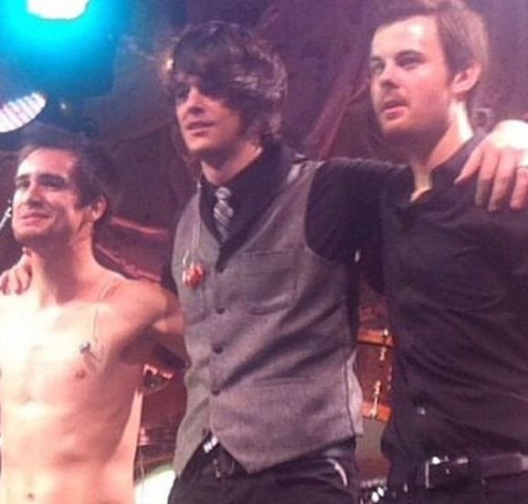 ⧼🍀⧽﹒ Hourly RPF ﹒⟢ tweet media