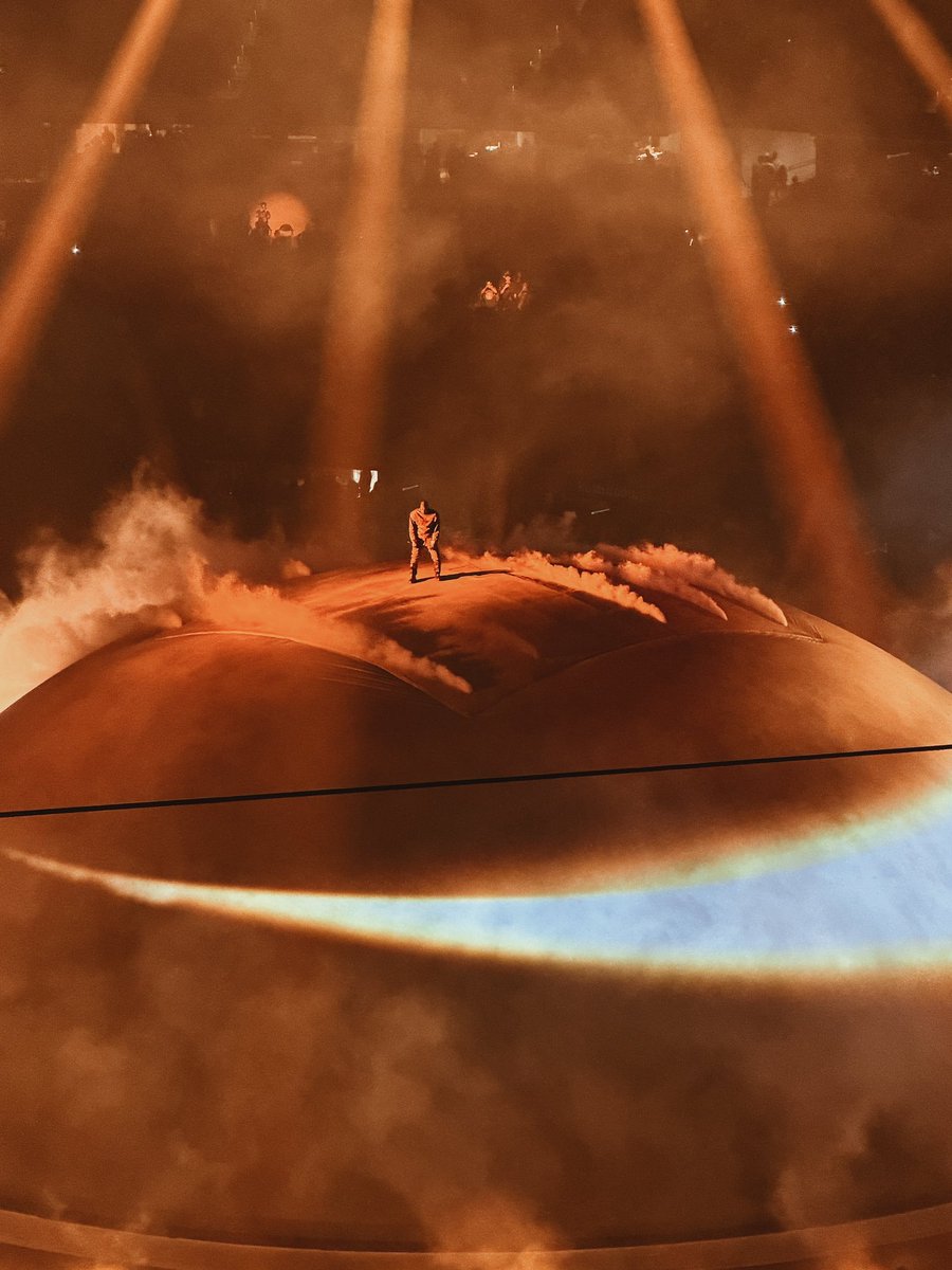 zacktypes's tweet photo. ye 🌎 https://t.co/yeYYGDvDdz