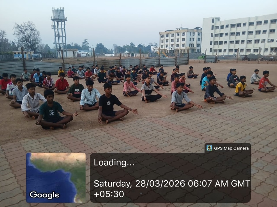 emrskorchi's tweet image. एकलव्य आदर्श निवासी विद्यालय,कोरची
आज (२८. ०३. २०२६)खालील उपक्रम राबवण्यात आले:
 १.सकाळचा योगा वर्ग.
 २. ब्रह्मपुत्रा हाऊसद्वारे सकाळचा परिपाठ.
 ३. विद्युत उपकरणांची दुरुस्ती.
 ४. उपचारात्मक/ रेमेडीयल वर्ग.
 ५. रात्रीचा पर्यवेक्षित अभ्यास.

#emrs #mtpss #nests #post #emrskorchi