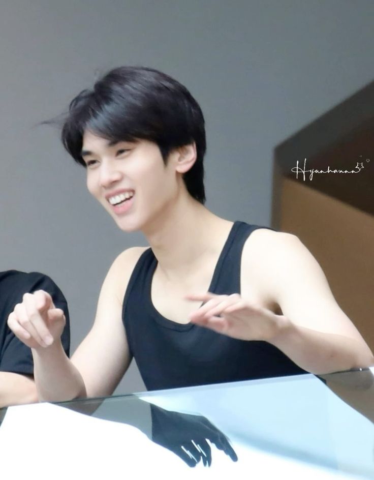 c: 🐻‍❄️🍈 tweet media