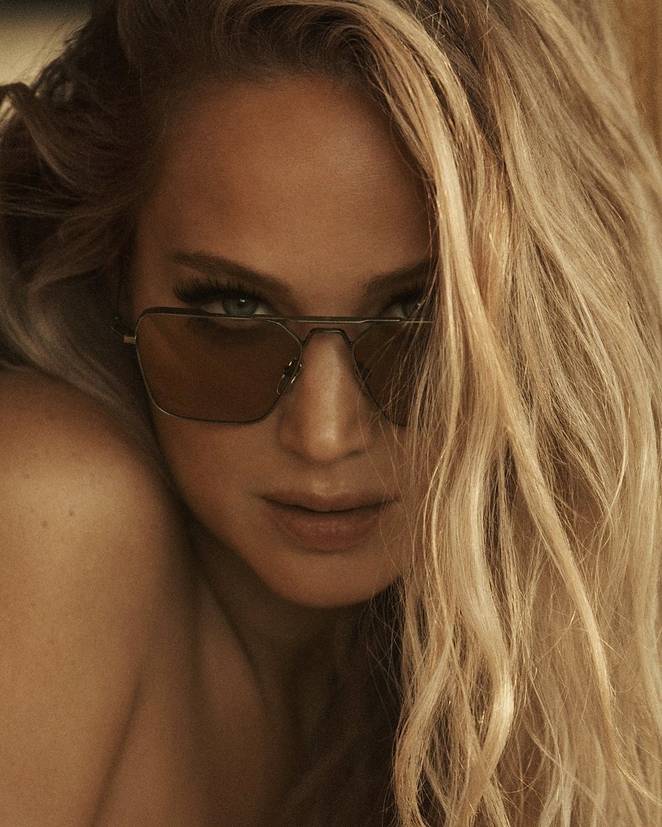 best of jennifer lawrence tweet media