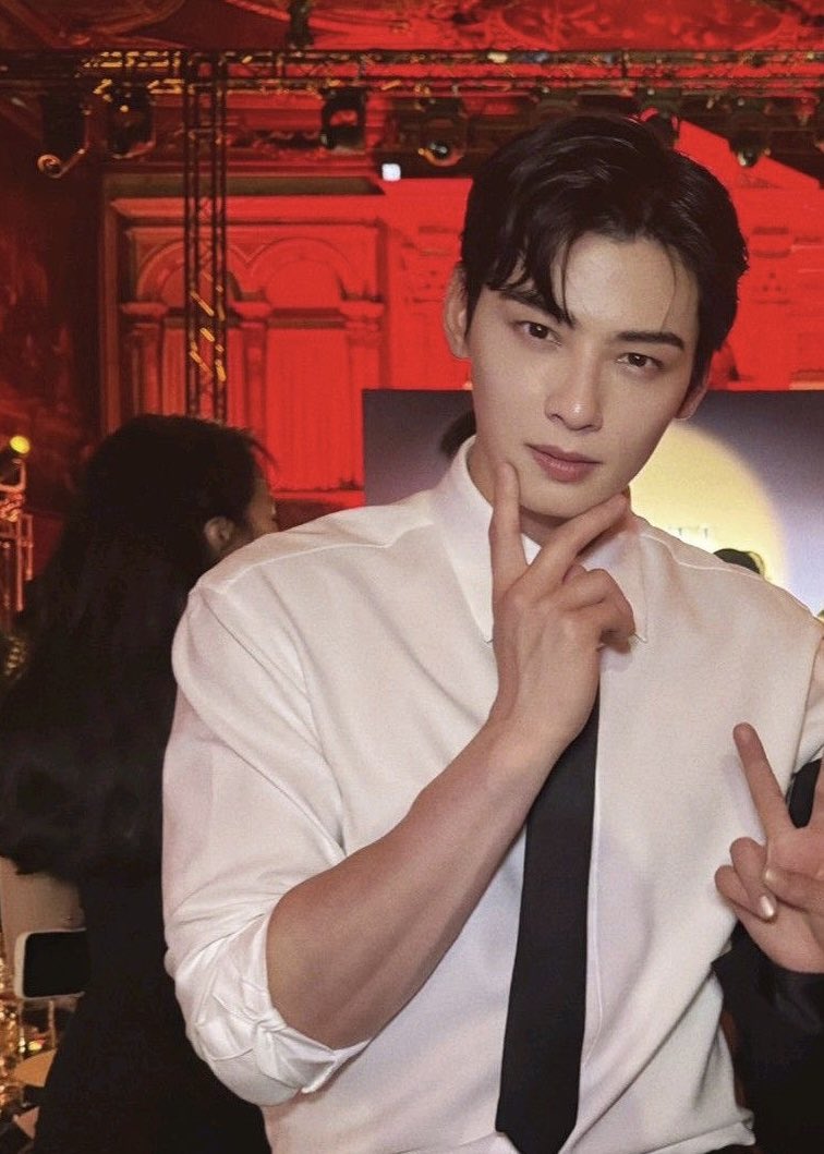 nina ✰ tweet media