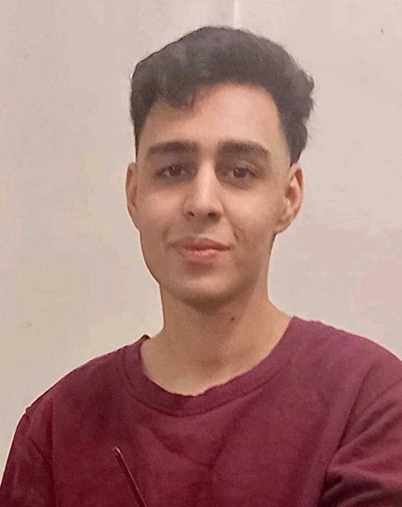 <a href="/DW_GMF/">DW Global Media Forum</a> <a href="/DeutscheWelle/">DW Deutsche Welle</a> ⚠️ AKUTE HINRICHTUNGSGEFAHR!

Mohammad Amin Biglari, ein 19-jähriger Friseur, wurde am 8. Januar auf dem Rückweg von seiner Arbeit festgenommen. Er wurde vom Richter Salavati wegen der vagen Anschuldigung „Moharebeh“ (Feindschaft gegen Gott) zum Tode verurteilt.
​Er wurde vor