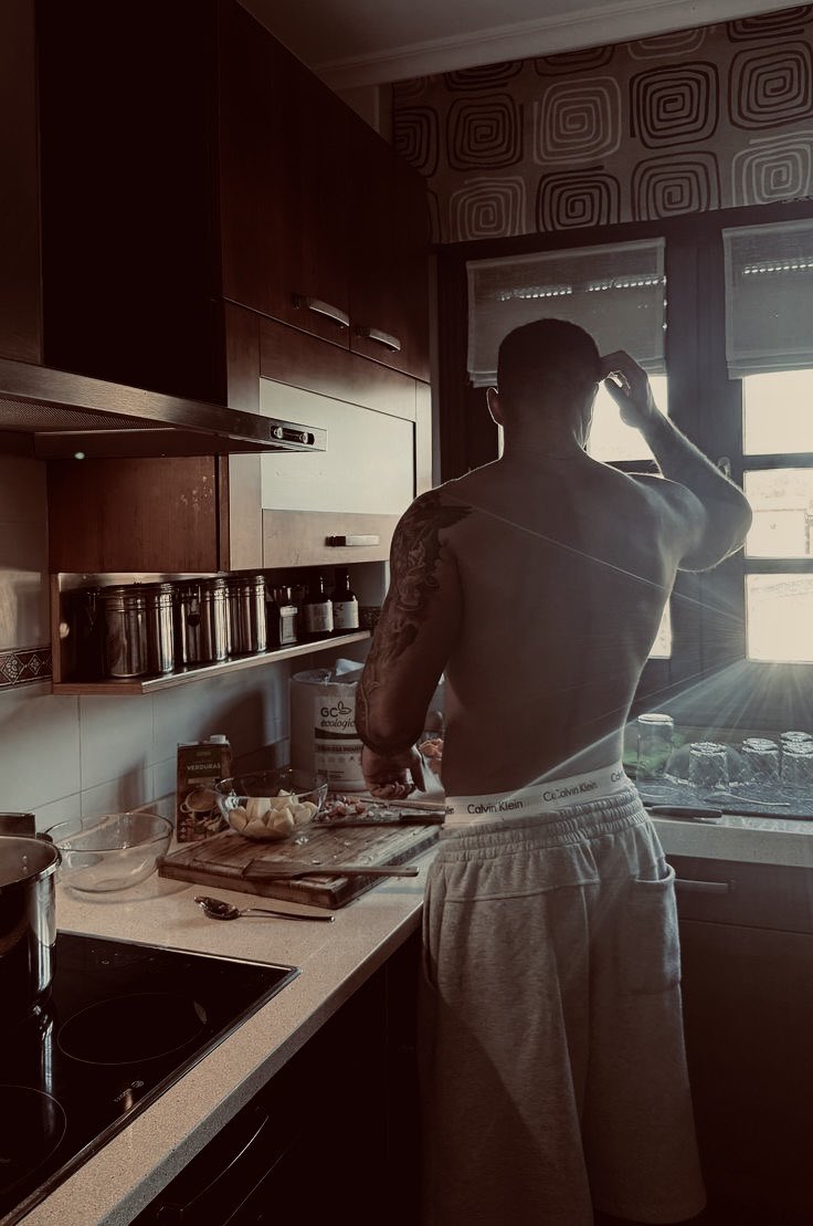 𝙼𝚊𝚝𝚝 𝙱𝚛𝚘𝚠𝚗. tweet media