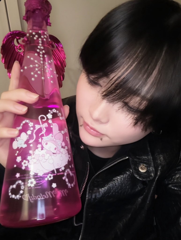 汐👑イケメンパラドックス tweet media