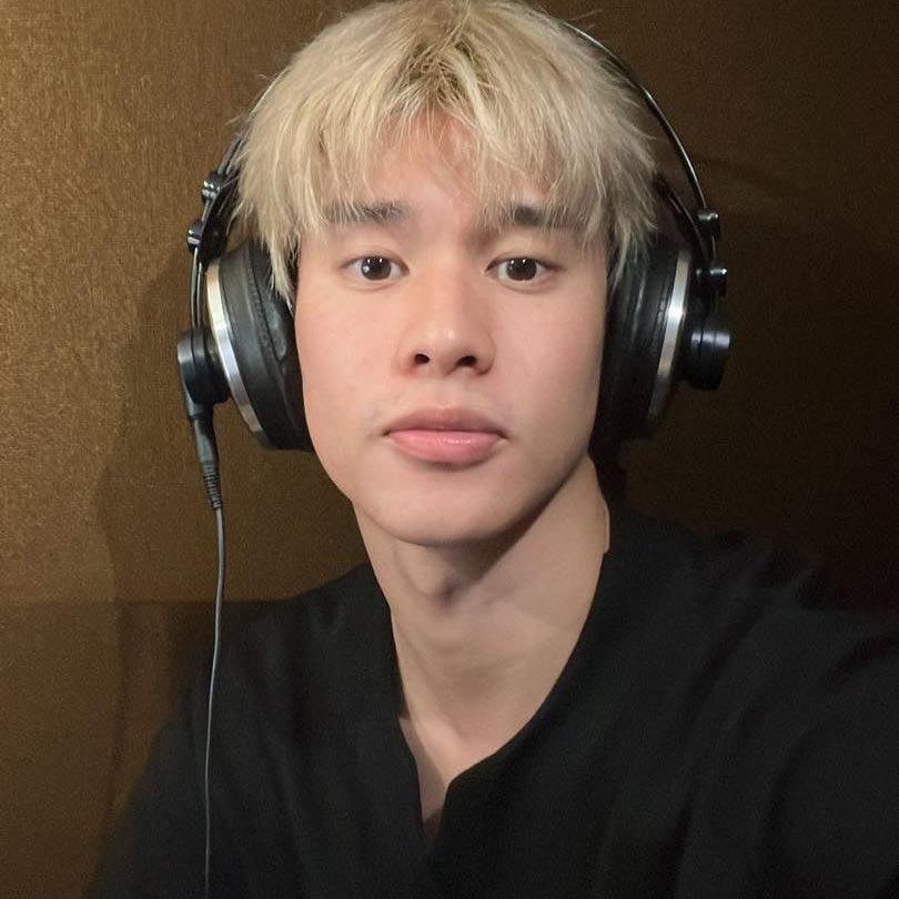 kit : scent #1 defender 🌺 tweet media