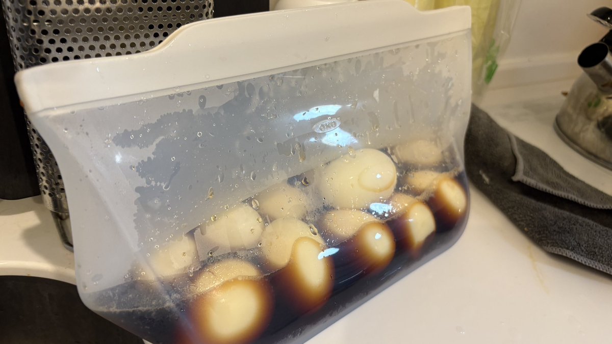 とんび tweet media