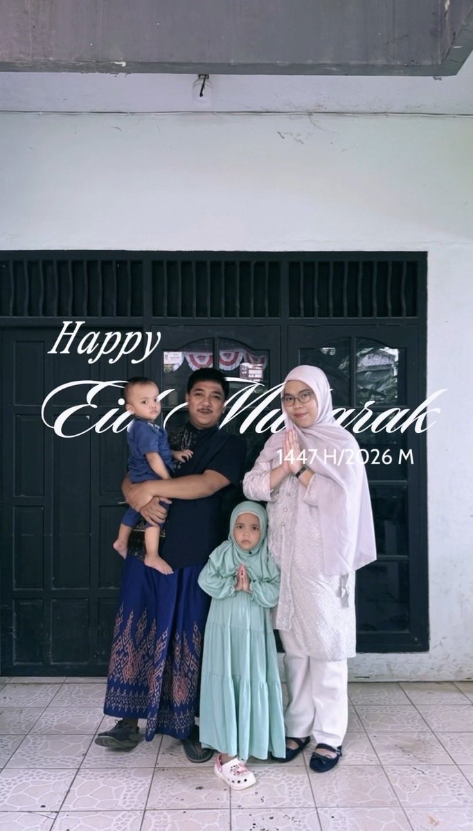 rhinyyy16's tweet photo. Selamat Hari Raya Idul Fitri 1447H, mohon maaf lahir dan batin. 🌙✨ https://t.co/0b7nX0LLIY