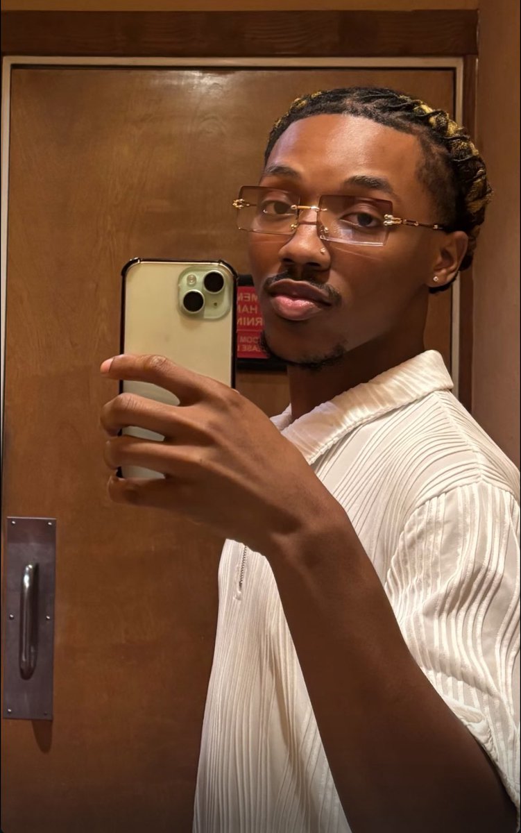 I’za Handsome