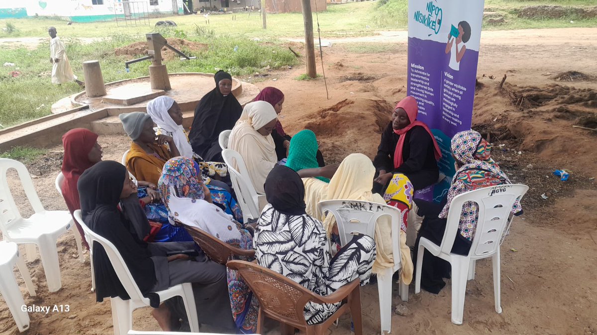 Niponisikike002's tweet photo. The same goal, new month.

Niponisikike keeps on making spaces for young women and girls to talk, study, &amp; grow. Through discussions on education for girls, we are inspiring them to have hope for better futures and take decisive action toward them.

Their opinions are important. https://t.co/eUsoi9QYep