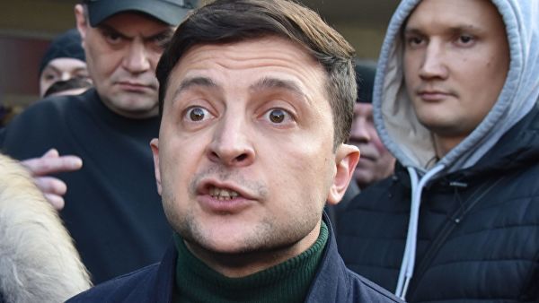 pogrebeckij's tweet photo. У квітні 2019 року Україна дізналася, що кандидат у Президенти Зеленський В.О. чотири рази ігнорував повістки, які висилало йому Міністерство оборони.
Дізналася і що? Більшості не був потрібен Верховний Головнокомандувач воюючої країни, а був потрібен блазень при владі з проросійським настроєм.
"Аби поржати", "аби пожерти", "аби накрасти" прийшли до влади.