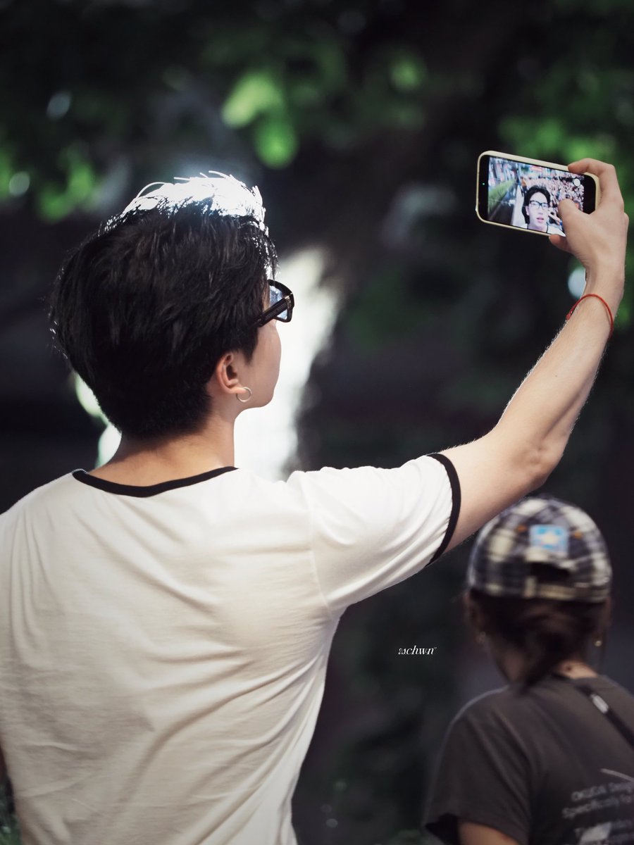 SCHWNSiGHT tweet media