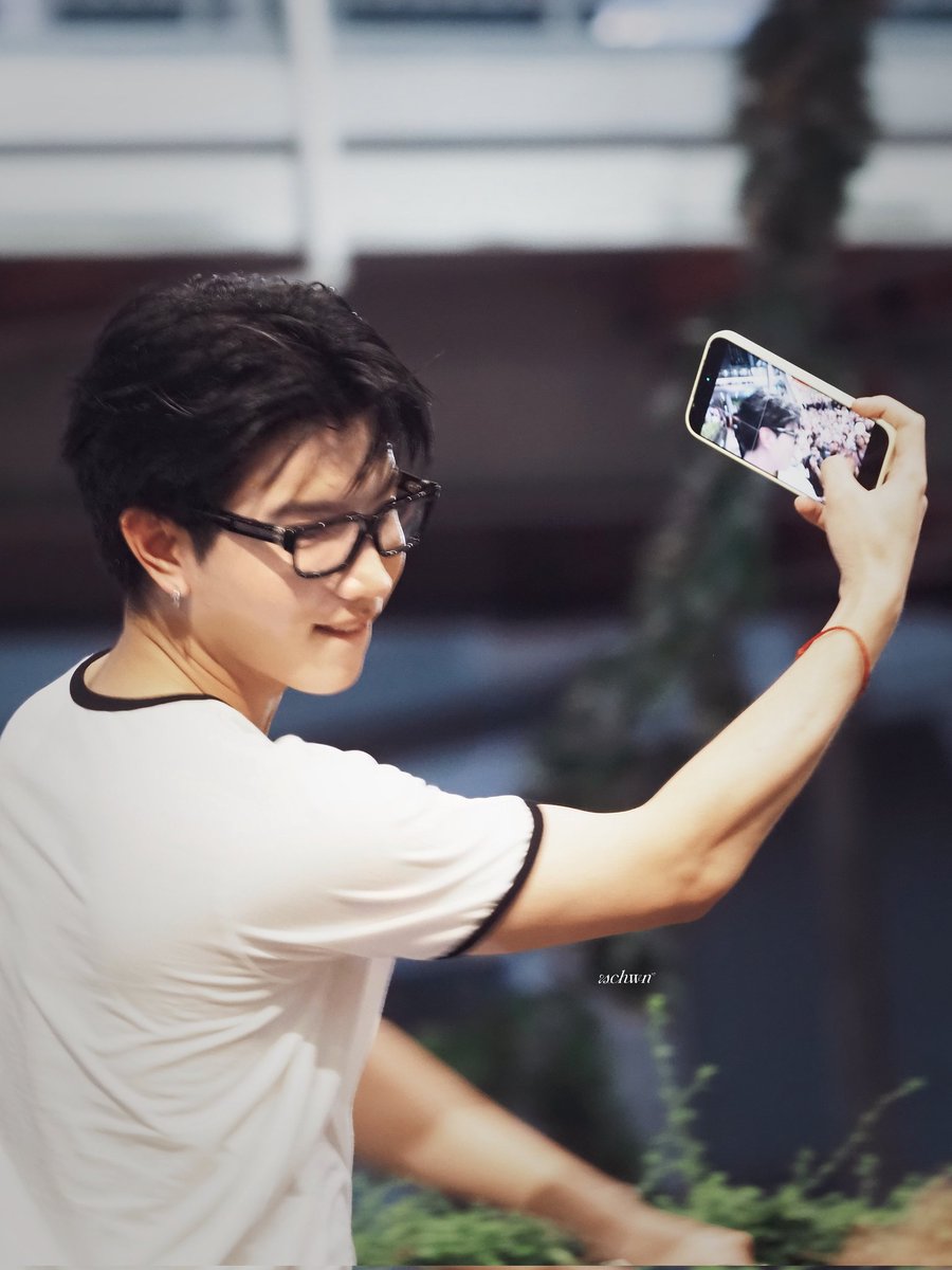 SCHWNSiGHT tweet media