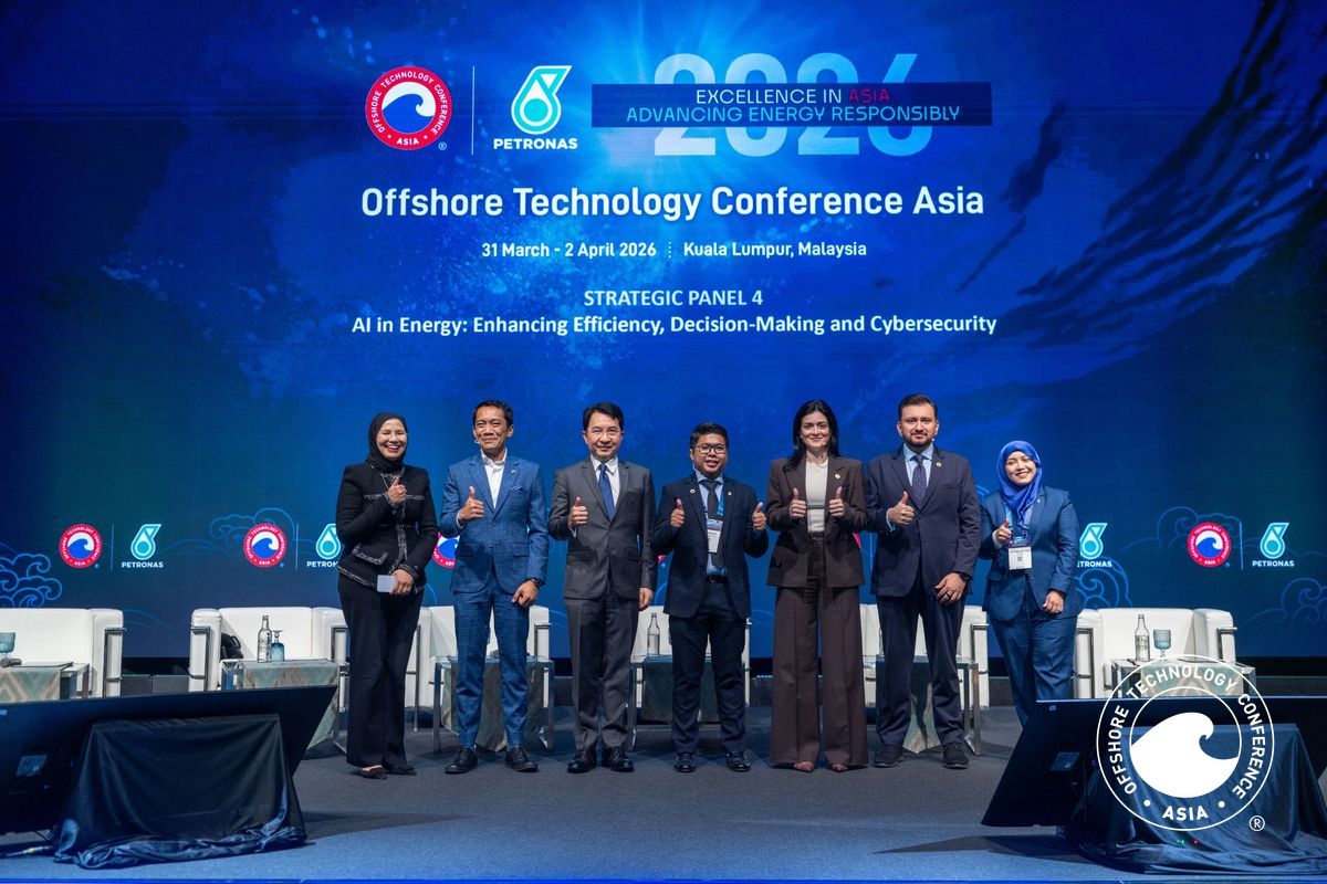 AiqIntelligence's tweet photo. Sikandar Khan, Director of Sales &amp; Customer Success at AIQ, participated in a strategic panel on AI in Energy during #OTCAsia. 

The discussion underscored the path forward for energy needs to be built on intelligent and scalable systems to meet current and future energy demand. https://t.co/rGNY2aSEOl