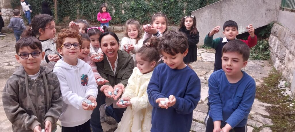Over 1M displaced in #Lebanon. Families in shelters, public spaces, far from home. Children growing up without stability.

The #FratelliProject prepares to resume its mission—presence matters, even in crisis tinyurl.com/35y2n7uh