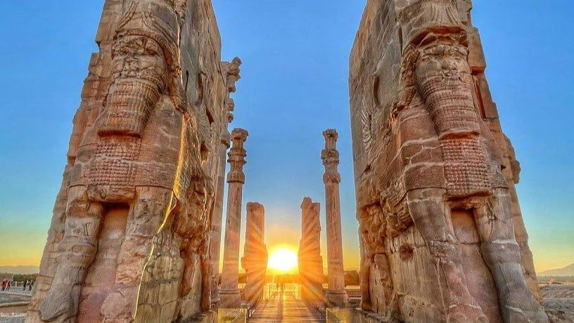 معلم دهه هفتادی tweet media