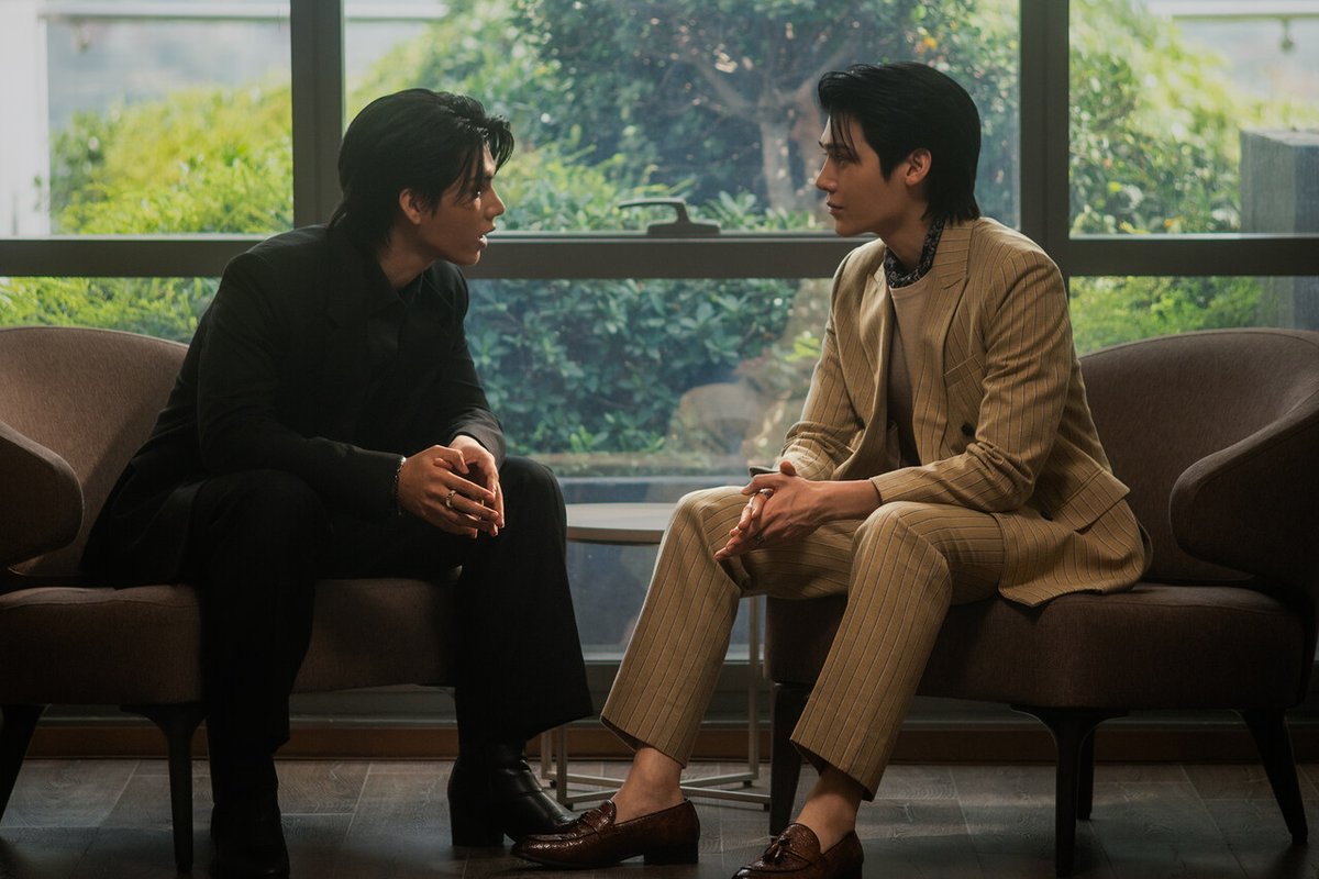 chokweekly's tweet image. เตรียมใจให้พร้อม! “#ฟอร์ด-#พีท” ชวนเจ็บส่งท้าย ก่อนฟินหนัก  กับงาน “#Yesterday #รอยรักวันวาน Final Episode : NOW WE'RE BACK”  ร่วมดูตอนจบสุดเอ็กซ์คลูซีฟก่อนใครในโลก เปิดขายบัตรแล้ววันนี้!

 #ฟอร์ดฐิติพงศ์ #พีทวสุธร

#WeTVth #WeTVOriginal #FortPeat

chokweekly.blogspot.com/2026/04/yester…
