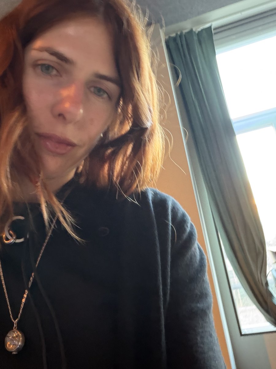 LaurelHalo's tweet photo. °‧ 𓆝 𓆟 𓆞 ·。 freefalling rehearsal for tonight’s show at Zenner in Berlin – tickets available here ♡  https://t.co/LH22trqtOA https://t.co/ykNY43eHPA